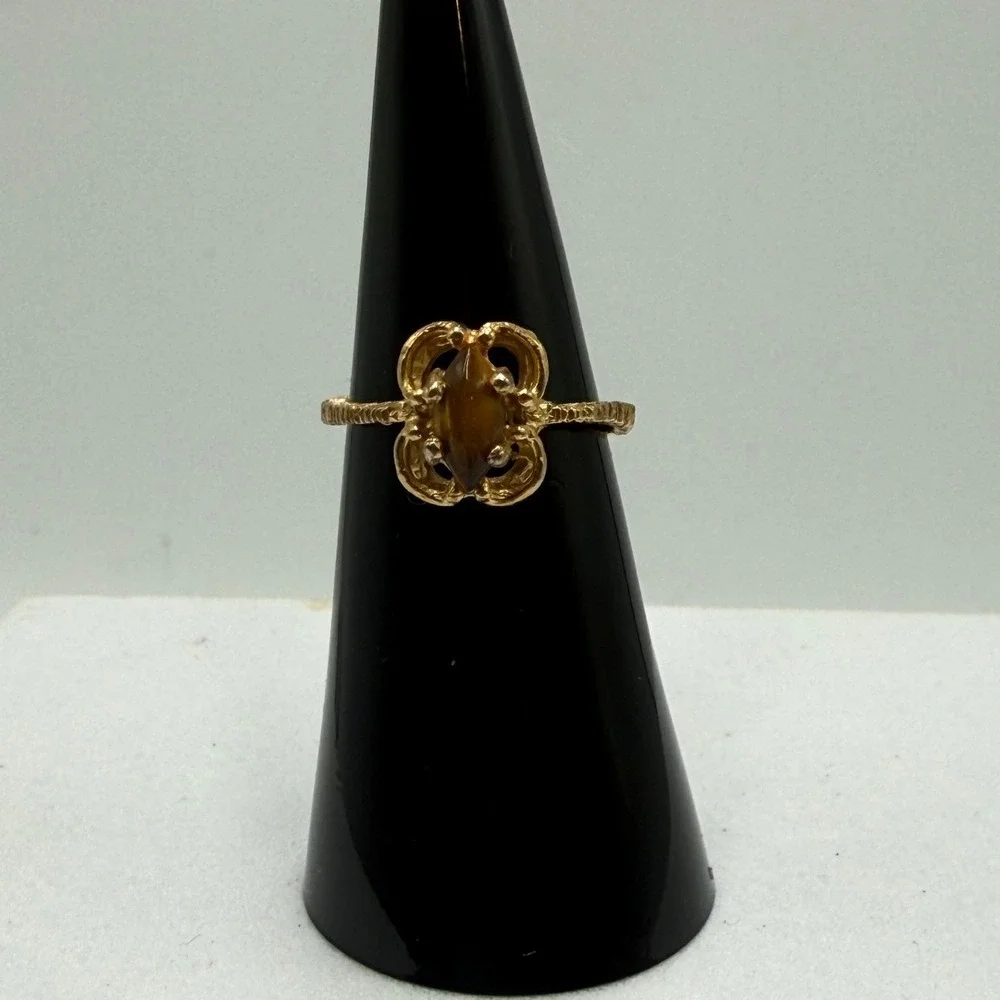 Vintage 18K HGE Tiger's Eye Ring Gold Tone Textured Band Size 5